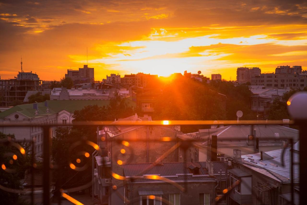 Hotel "Mandarin Clubhouse" Харьков Экстерьер фото